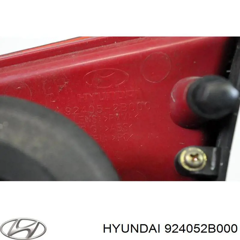 Piloto trasero interior izquierdo Hyundai/Kia 924052B000 precio, desde 38,25 EUR