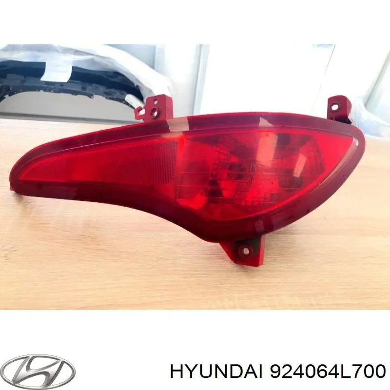 Faro antiniebla trasero derecho para Hyundai SOLARIS (SBR11)