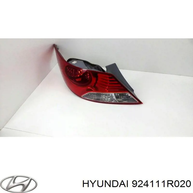 Cristal de piloto posterior izquierdo para Hyundai Accent (RB)