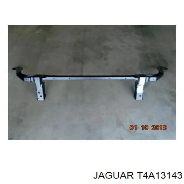 T4A13143 Jaguar Soporte de radiador superior (panel de montaje para foco)