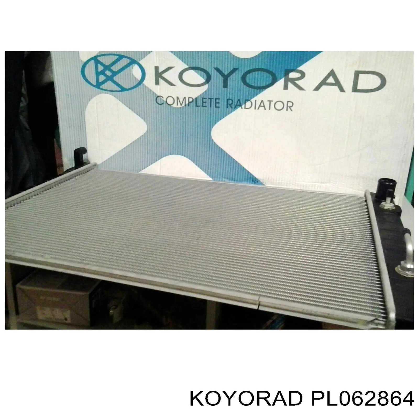 PL062864 Koyorad radiador refrigeración del motor