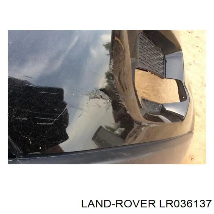 LR036137 Land Rover Paragolpes delantero