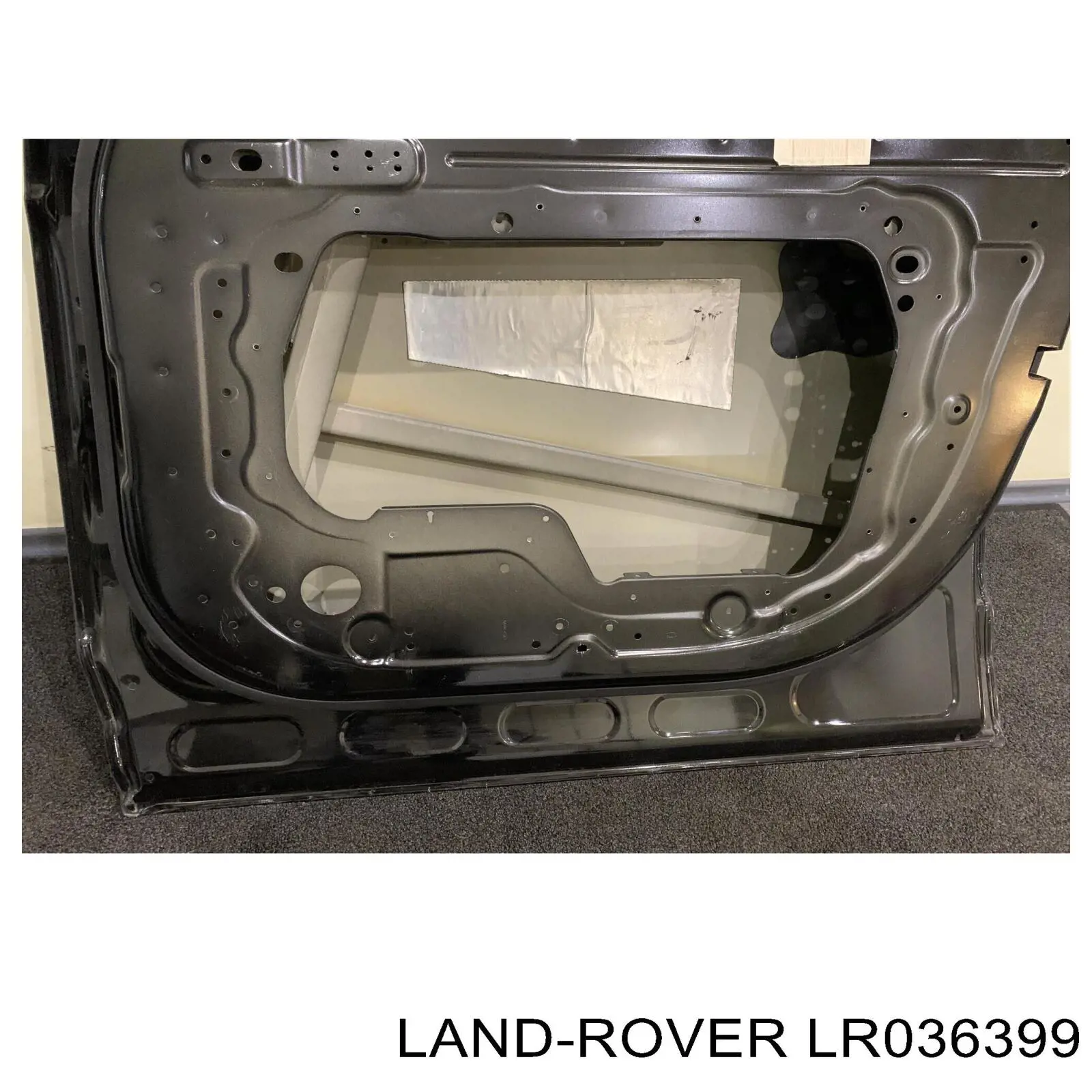 LR036399 Land Rover Puerta delantera derecha