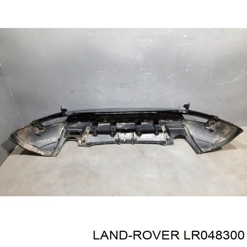 Parachoques trasero LR048300 Land Rover