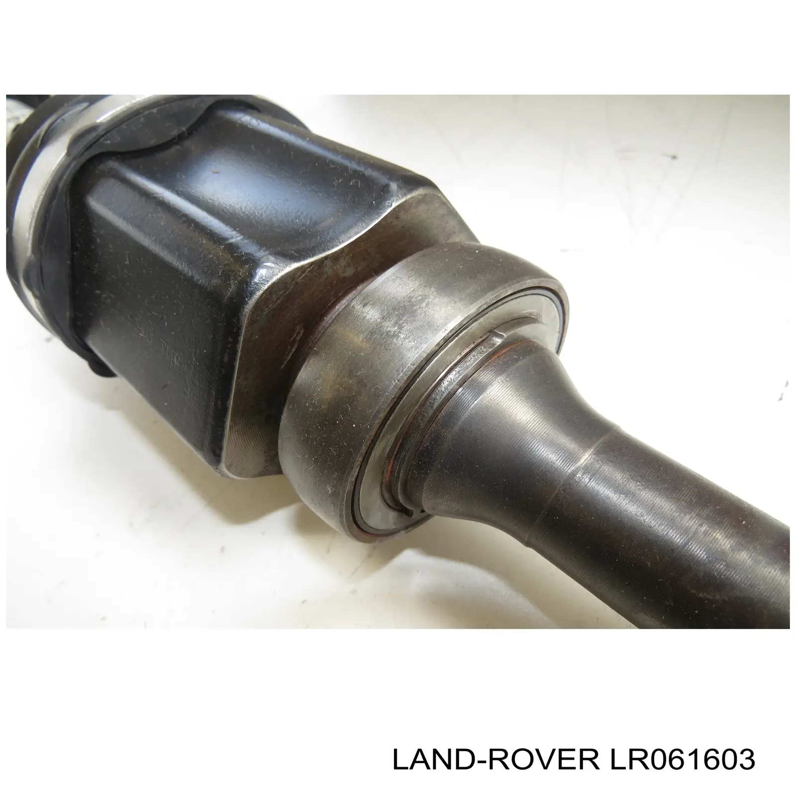 LR061603 Land Rover árbol de transmisión delantero derecho