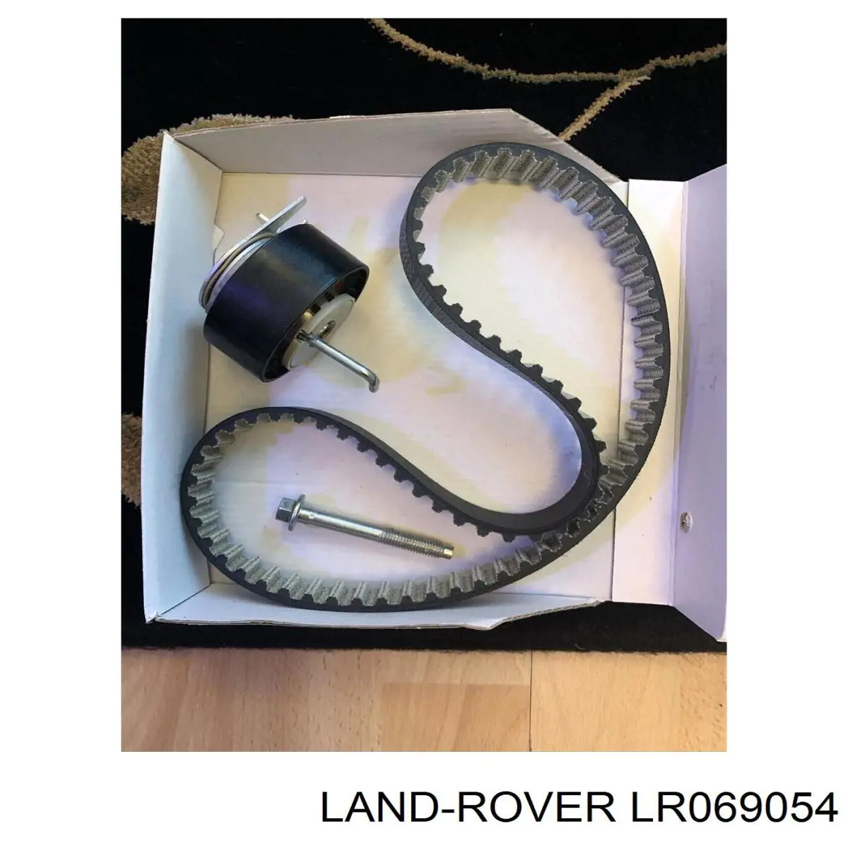 Comprar LR069054 Land Rover Kit de correa de distribución