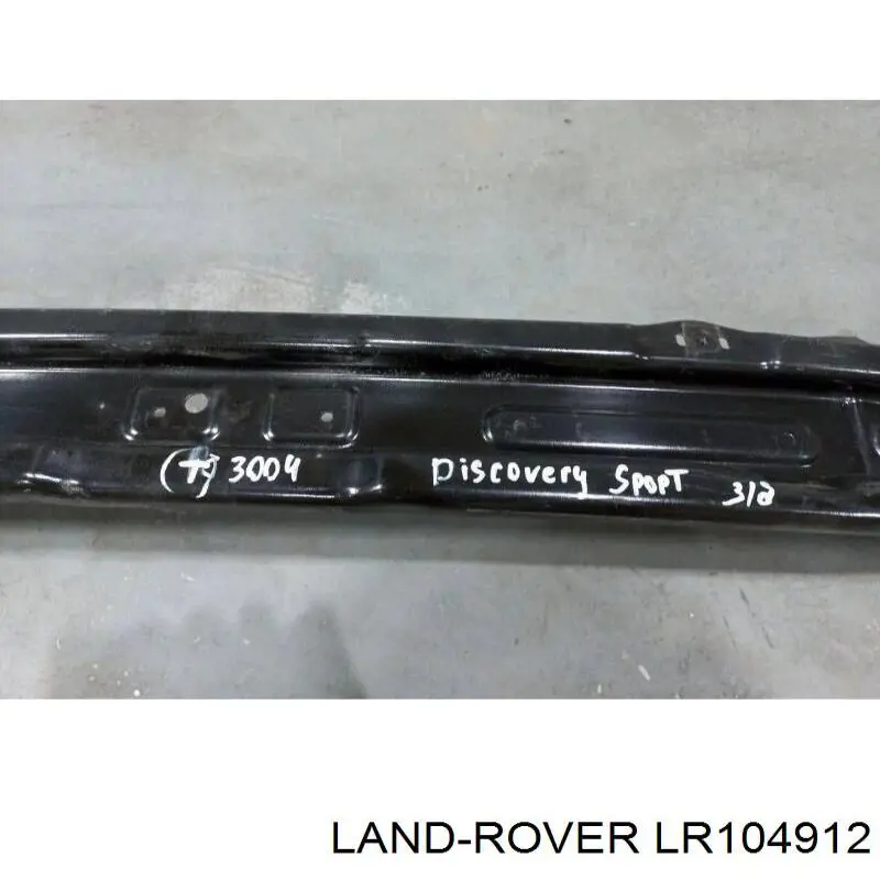 LR059014 Land Rover Refuerzo de parachoques trasero