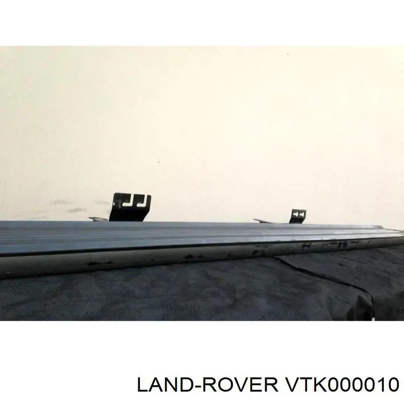 Estribos laterales Land Rover VTK000010 precio, desde 1642,71 EUR