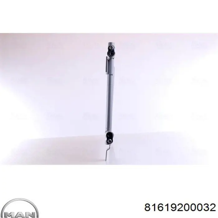 81619200032 MAN Radiador de aire acondicionado