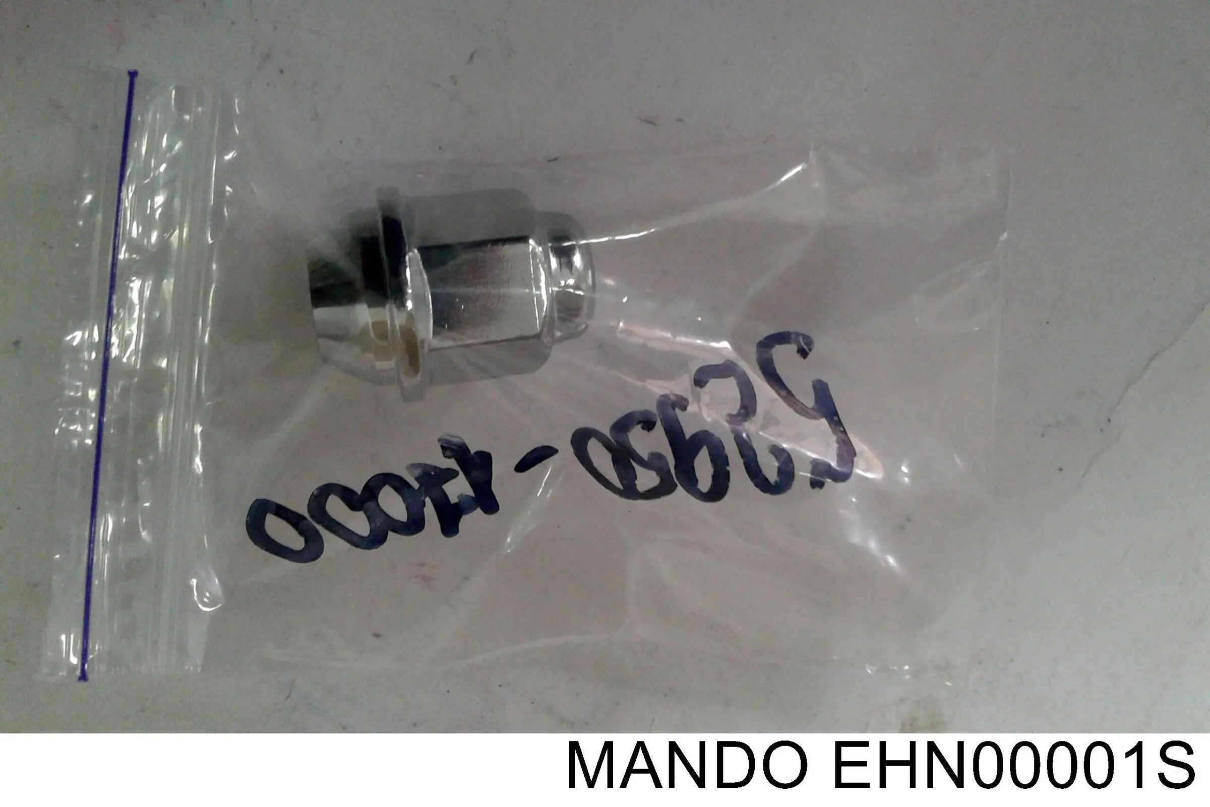 Tuerca seguridad de rueda Mando EHN00001S precio, desde 2,65 EUR