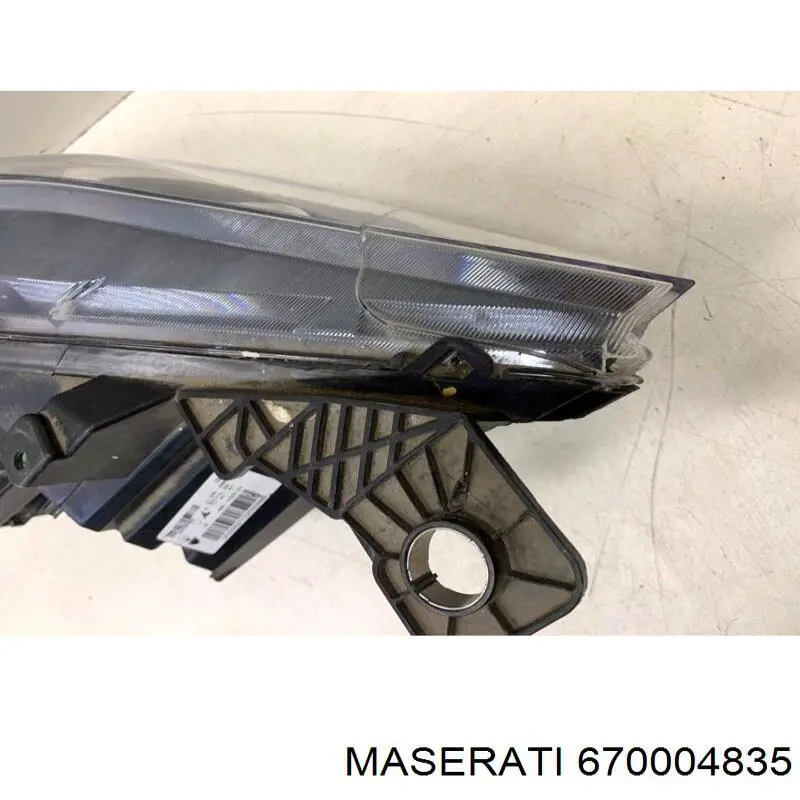 670004835 Maserati