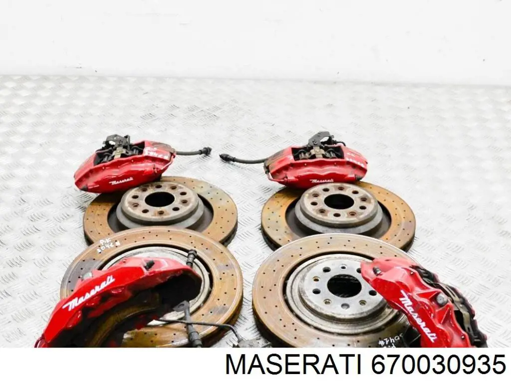 670030935 Maserati Discos