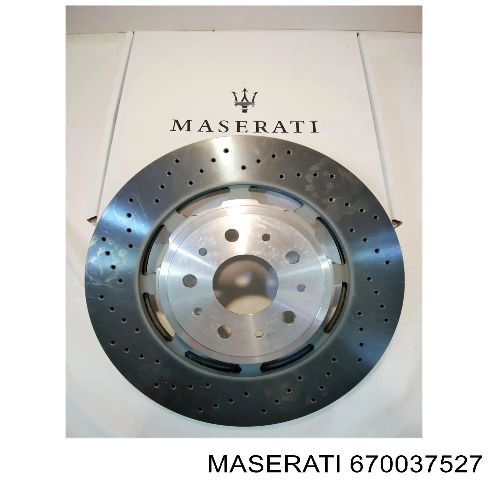 670037527 Maserati