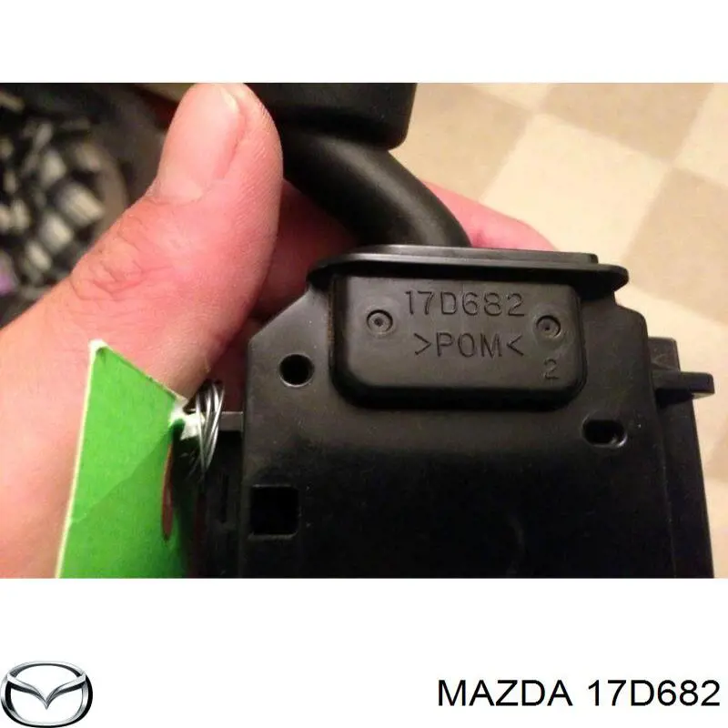 Conmutador columna dirección 17D682 Mazda
