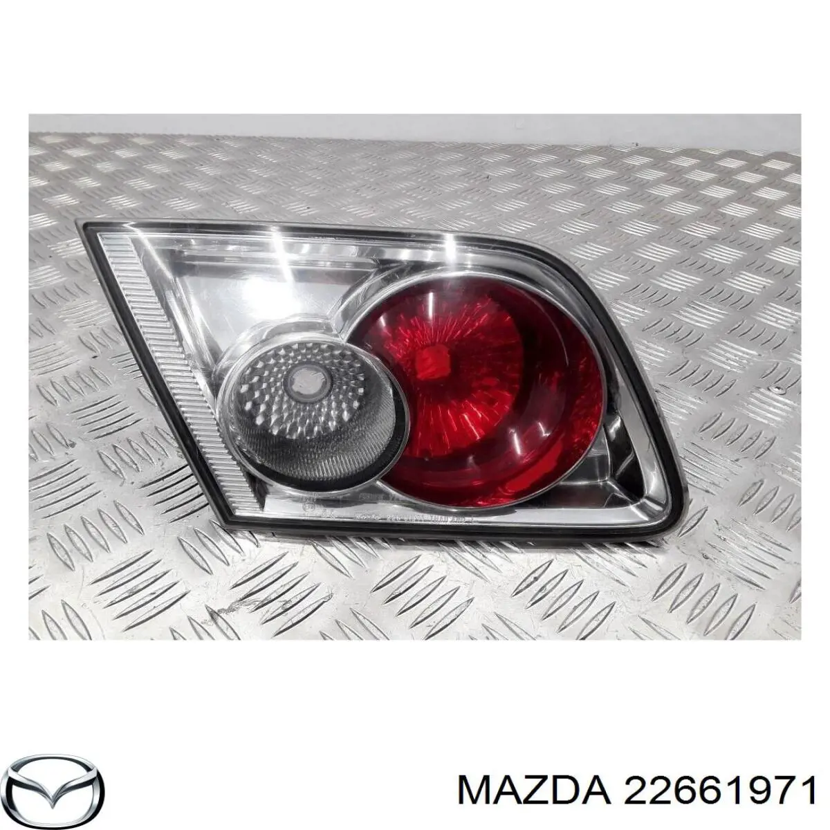 Piloto trasero interior izquierdo Mazda 22661971 precio, desde 39,20 EUR