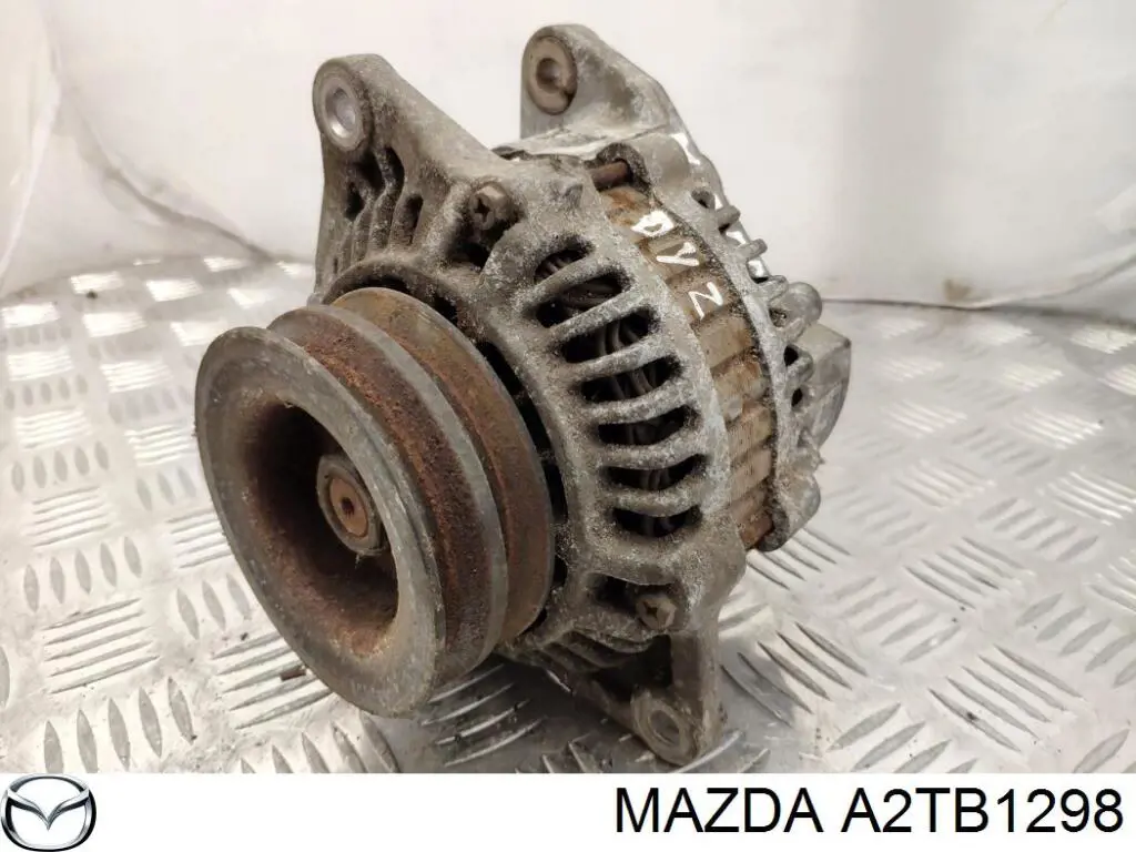 A2TB1298 Mazda alternador