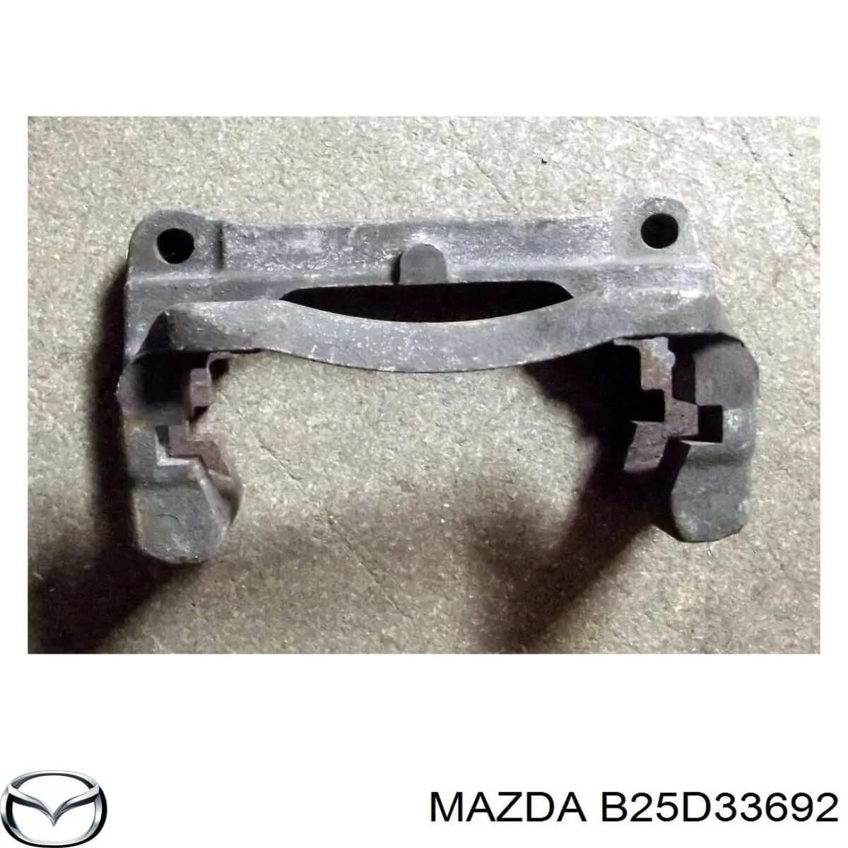 B25D33692 Mazda Fuelle de guía de pinza de freno delantero