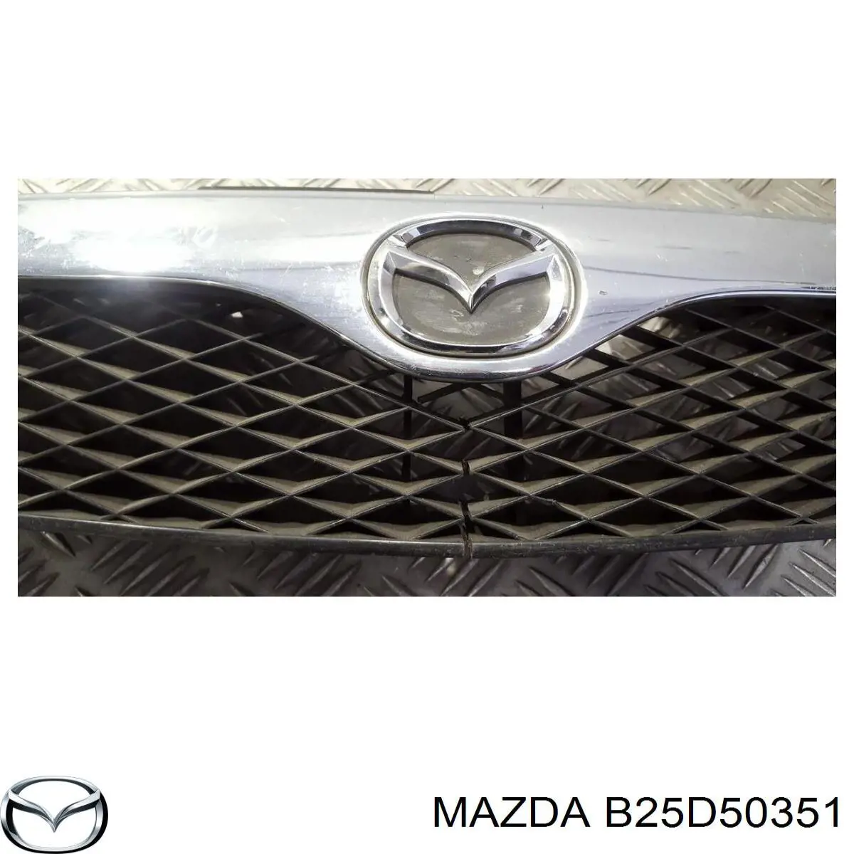 Soporte de paragolpes trasero izquierdo para Mazda 323 (BJ)