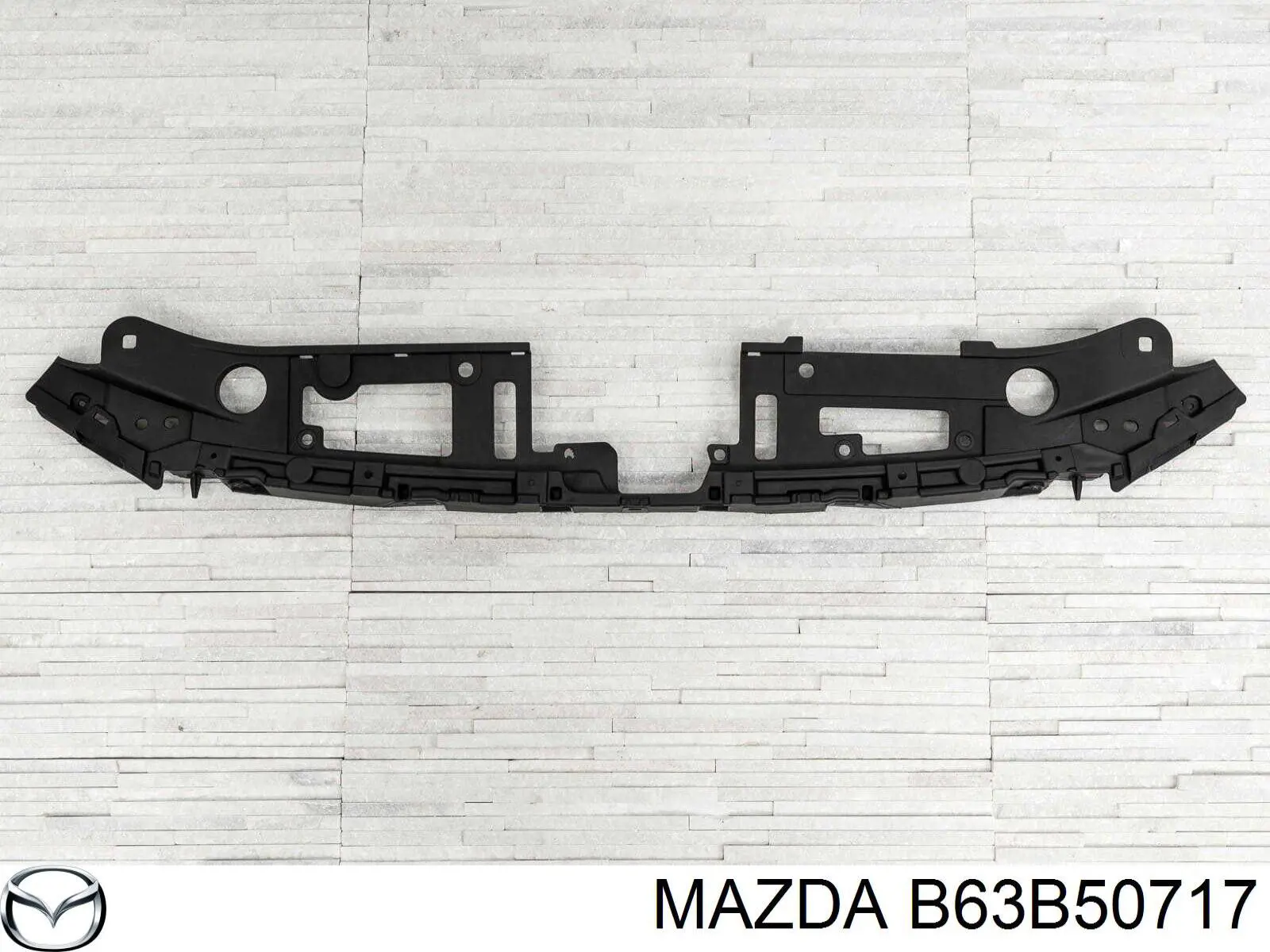 B63B50717 Mazda soporte de parrilla del radiador