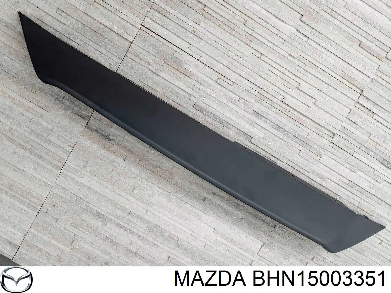 Moldura superior de la parrilla del radiador 45C214 Polcar