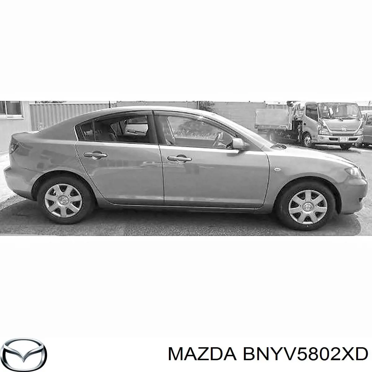 Puerta delantera derecha Mazda BNYV5802XA precio, desde 146,65 EUR