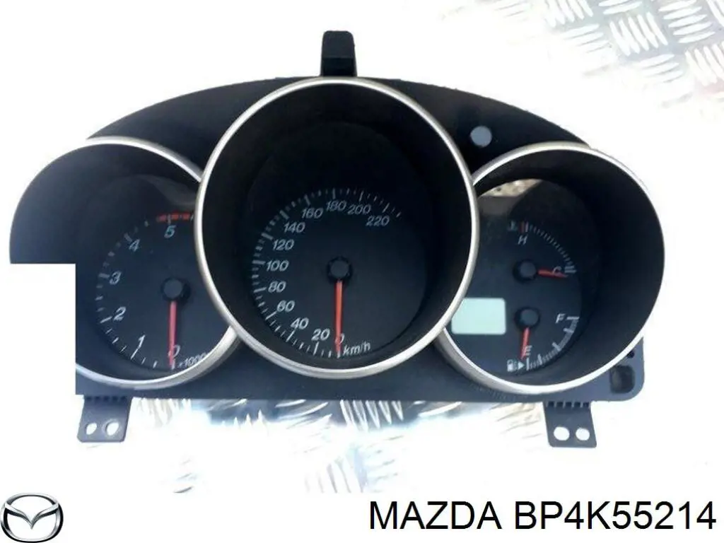 BP4K55214 Mazda tablero de instrumentos (panel de instrumentos)