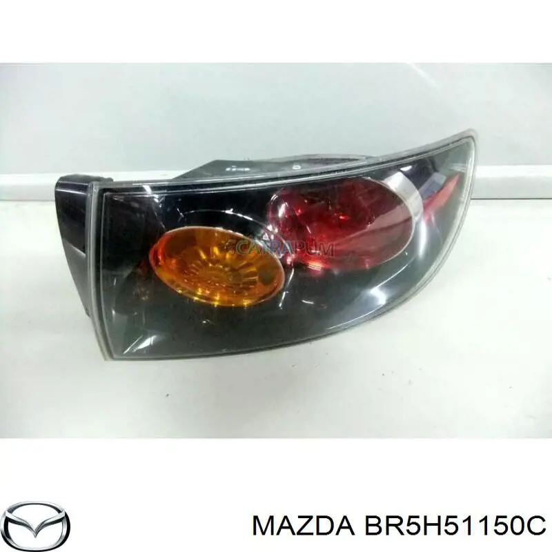 BR5H51150B Mazda piloto posterior exterior derecho