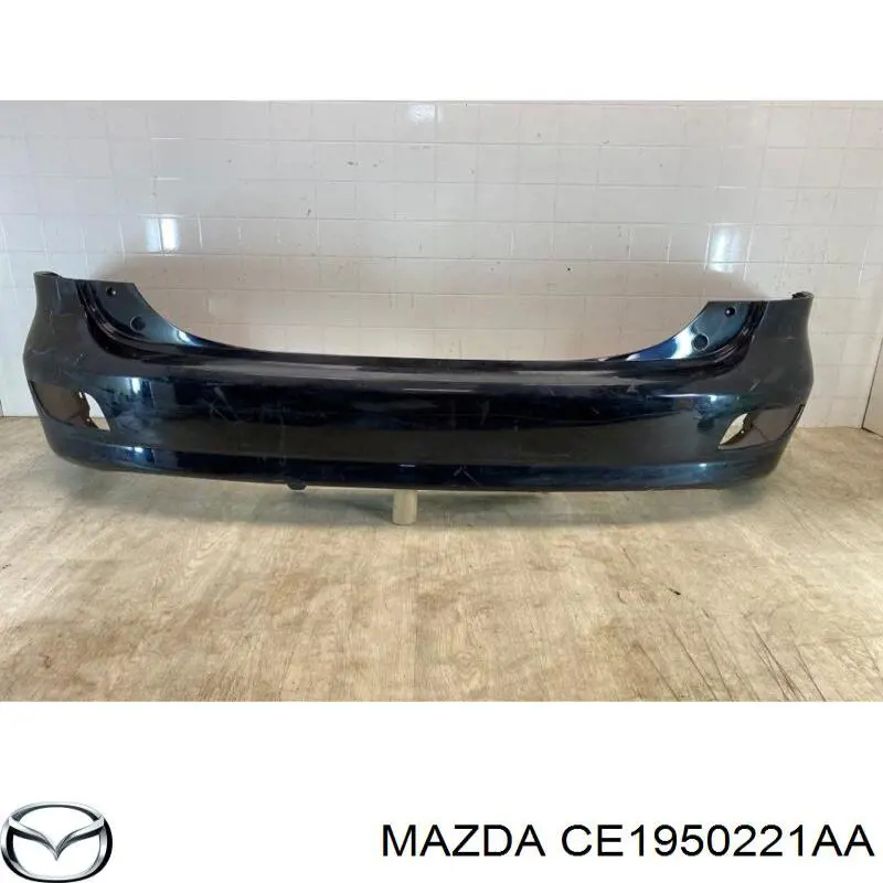 Paragolpes trasero Mazda 5 CR