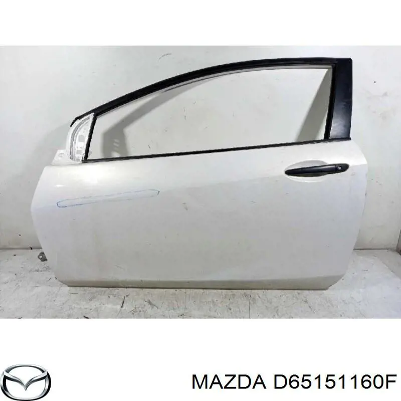 D65151160F Mazda piloto posterior izquierdo