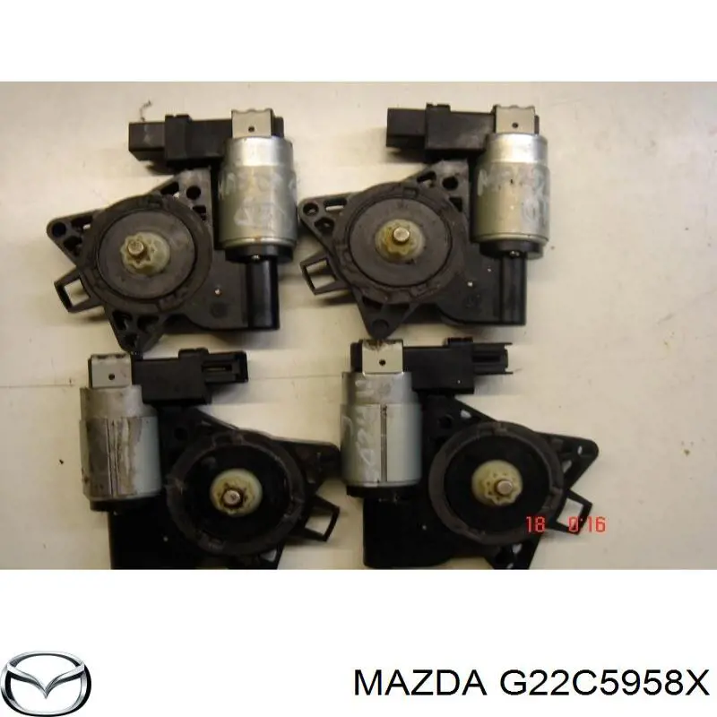 Motor del elevalunas de la puerta trasera G22C5958X Mazda