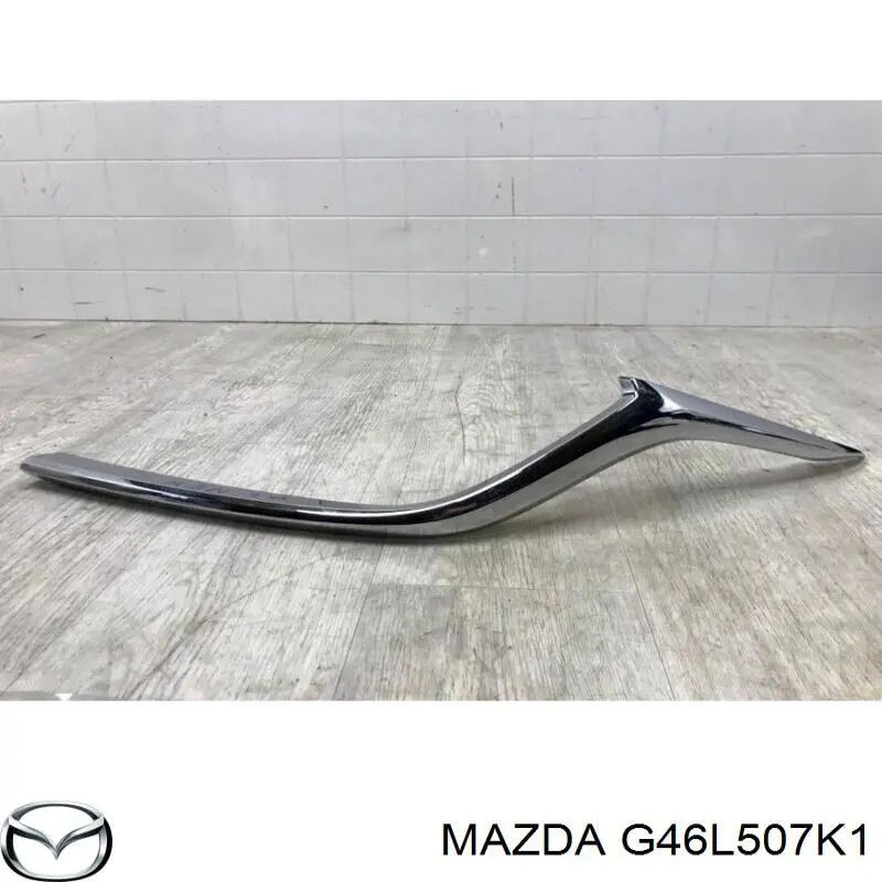 Comprar G46L507K1 Mazda Moldura izquierda de la parrilla del radiador