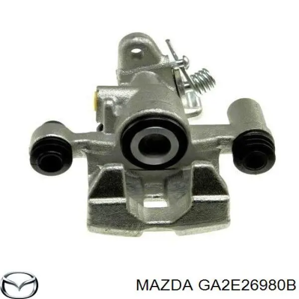 GA2E26980B Mazda pinza de freno trasero derecho