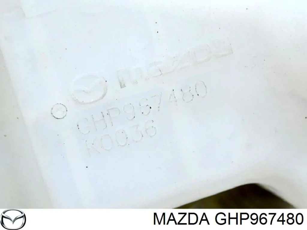 Depósito de limpiaparabrisas GHP967480 Mazda