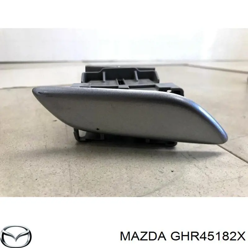Boquilla lavafaros delantera derecha para Mazda 6 (GJ, GL)