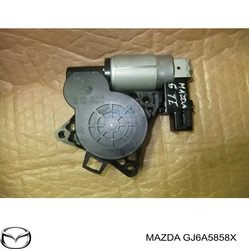Comprar GJ6A5858X Mazda Motor del elevalunas de la puerta delantera derecha