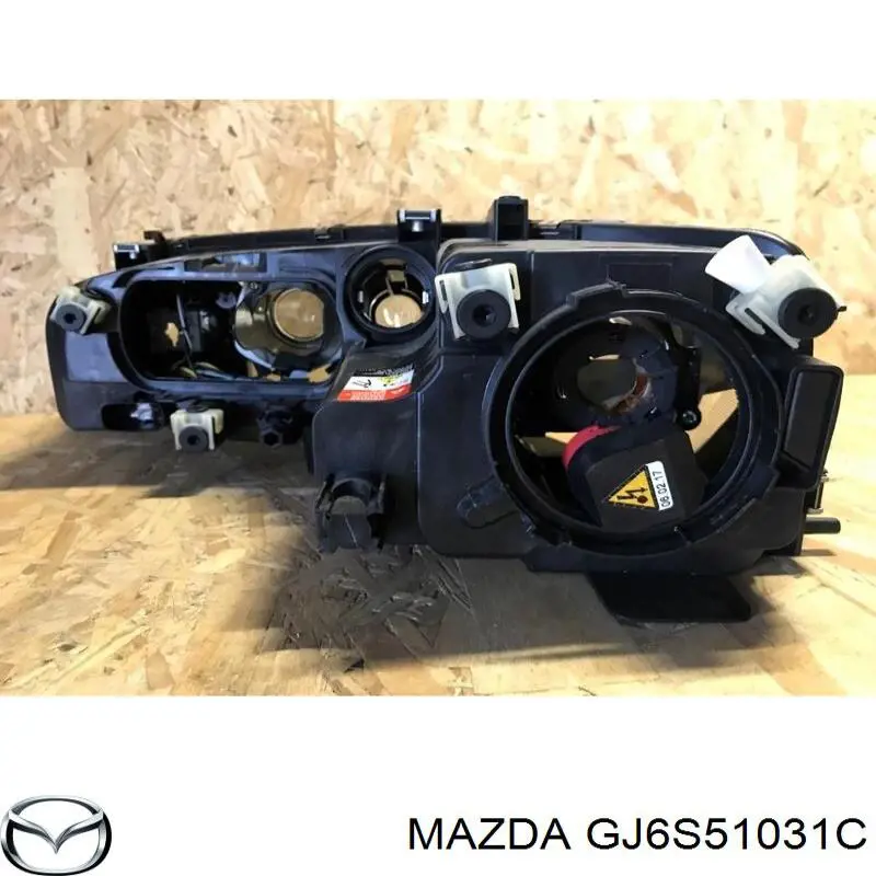 Comprar GJ6S51031B Mazda Faro derecho