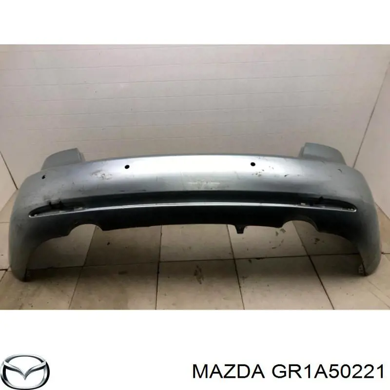 GR1A50221 Mazda parachoques trasero