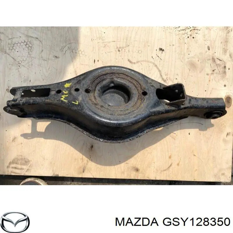 GSY128350 Mazda brazo suspension trasero inferior izquierdo