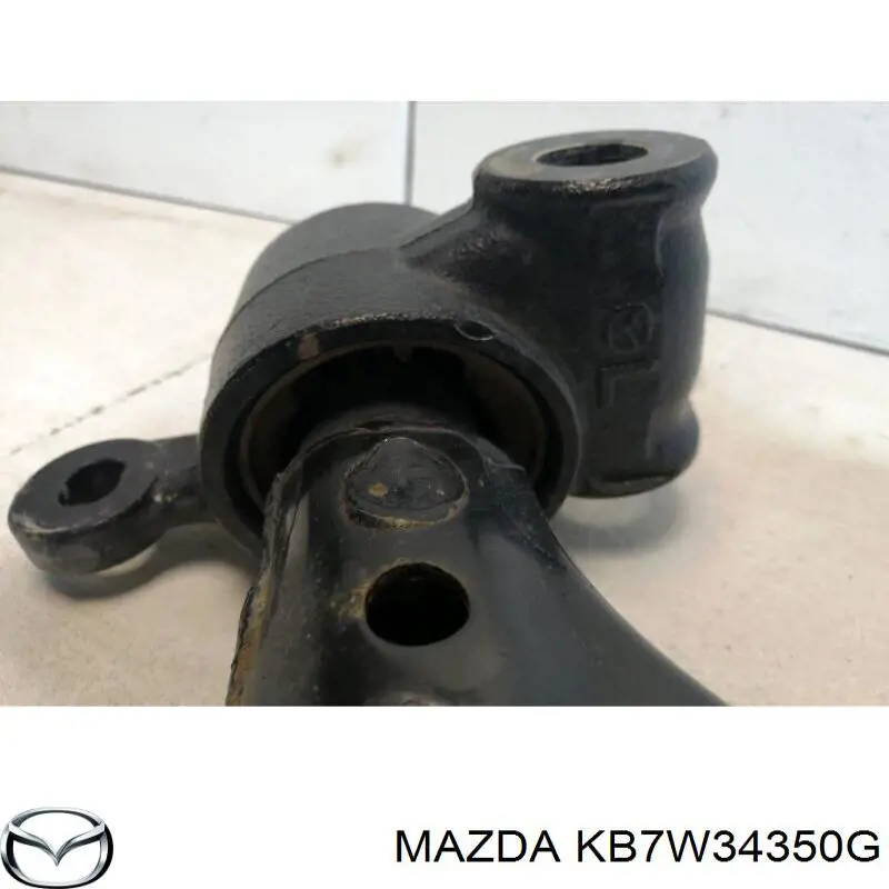 Brazo inferior izquierdo de la suspensión delantera Mazda KB7W34350G precio, desde 109,26 EUR