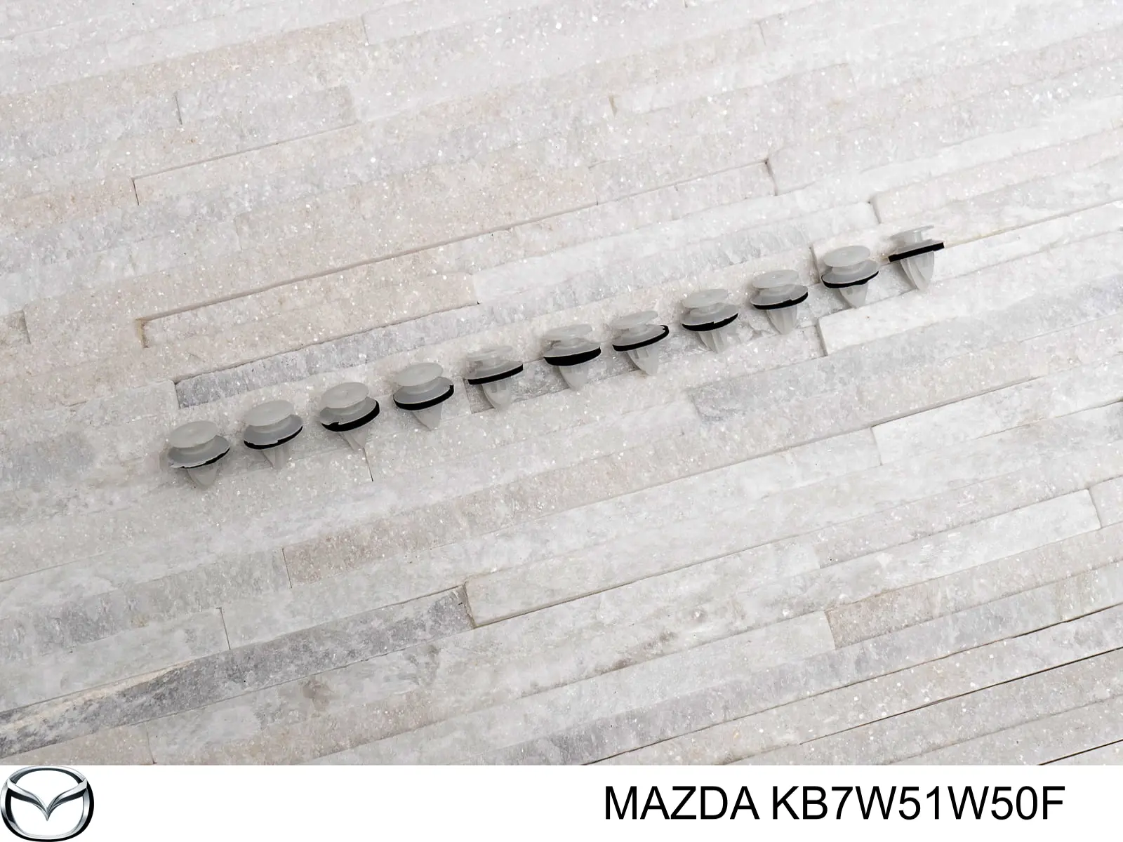 Extensión de la aleta trasera derecha Mazda KB7W51W50F precio, desde 61,65 EUR