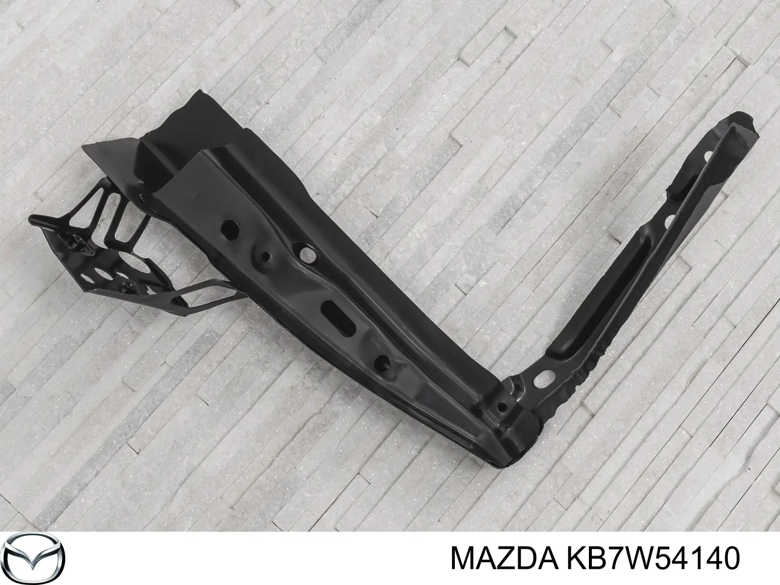 Soporte superior del marco del radiador KB7W54140 Mazda