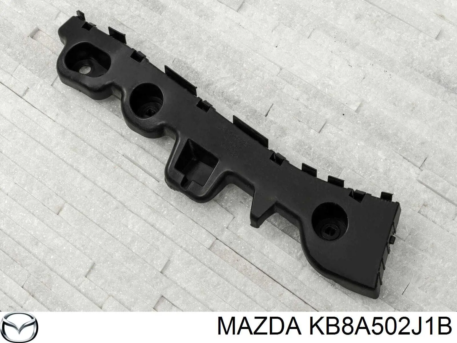 Guía izquierda del parachoques trasero KB8A502J1B Mazda