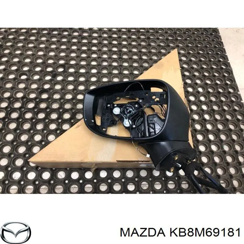 KB8M69181 Mazda