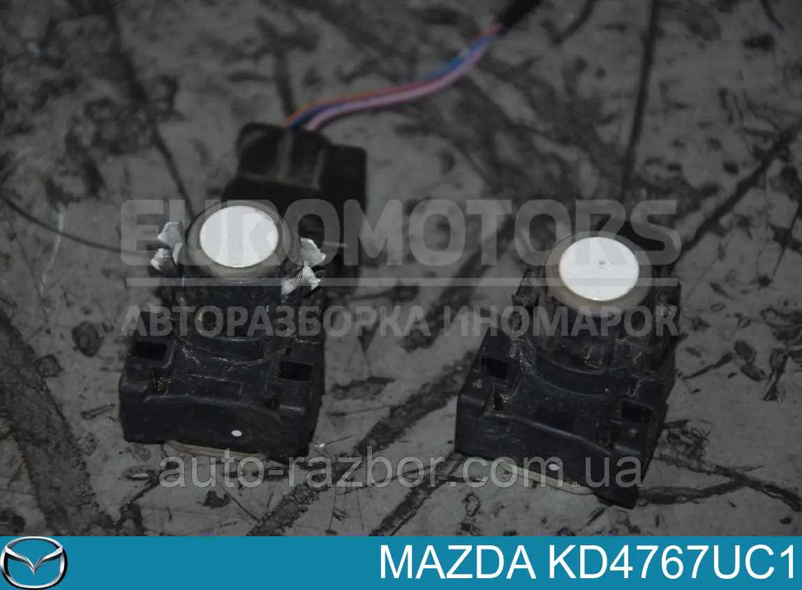 KD4767UC1 Mazda sensor de alarma de estacionamiento(packtronic Delantero/Trasero Central)