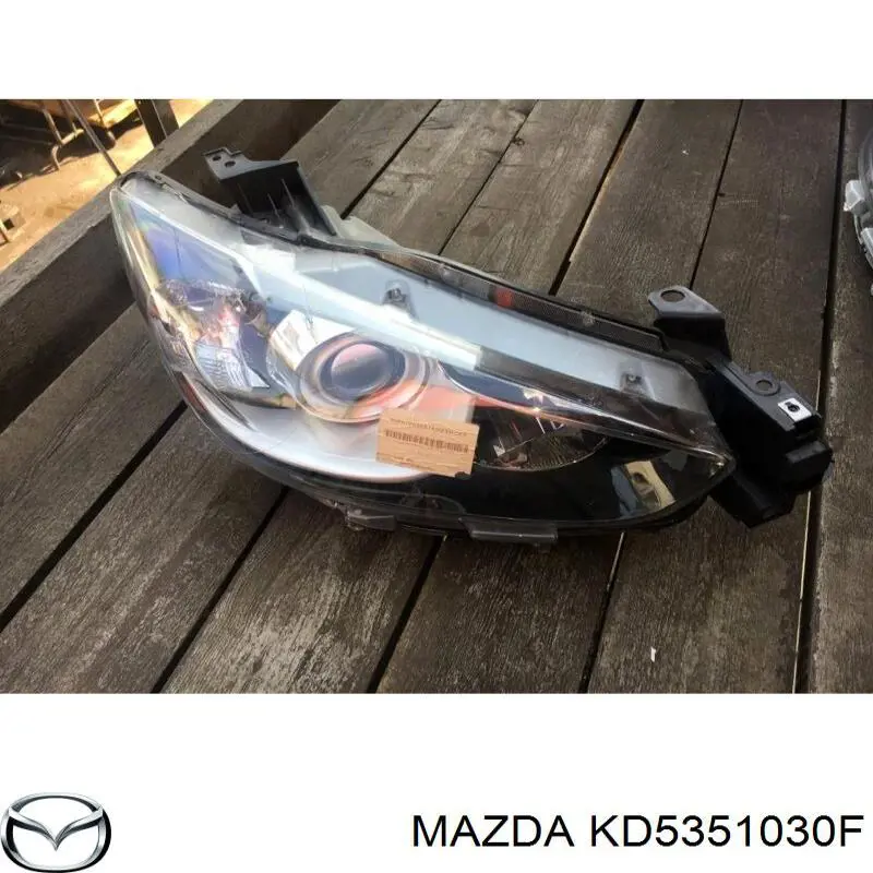 KD5351030F Mazda faro derecho
