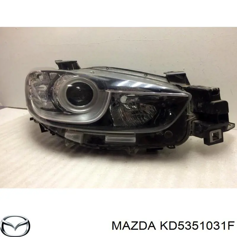KD5351031F Mazda faro derecho