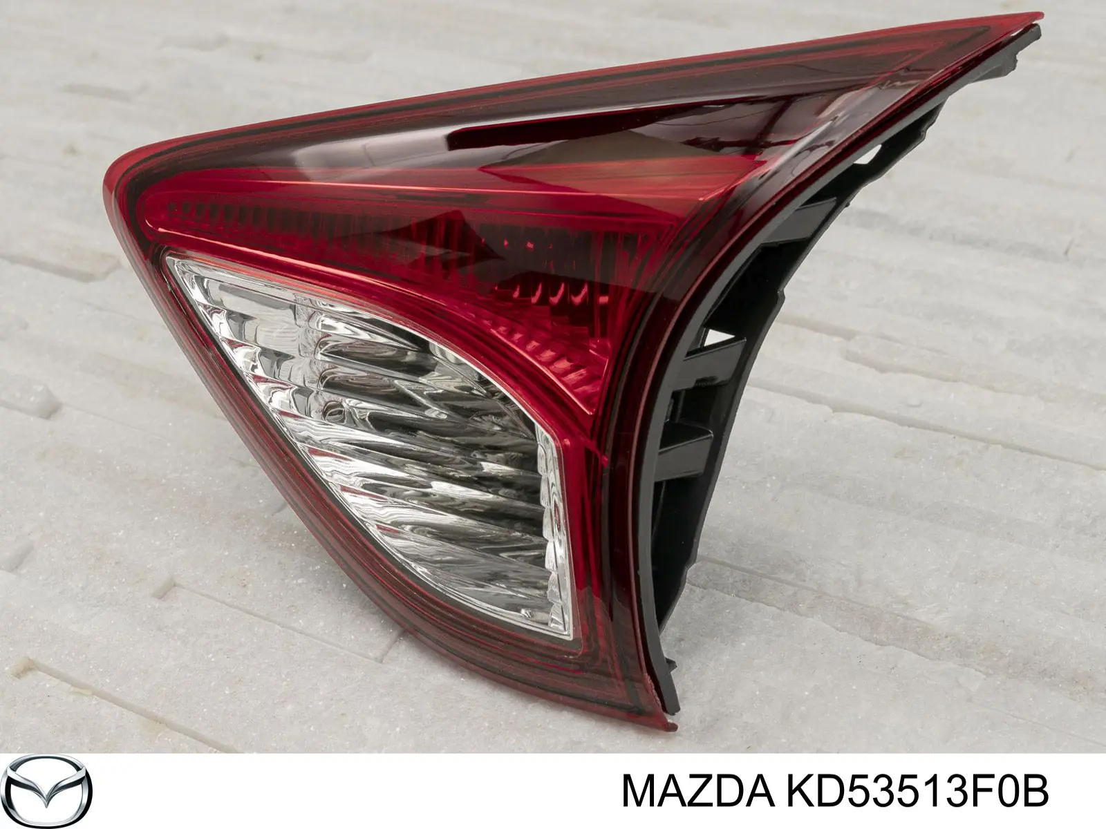 Piloto trasero interior derecho Mazda KD53513F0D precio, desde 88,50 EUR