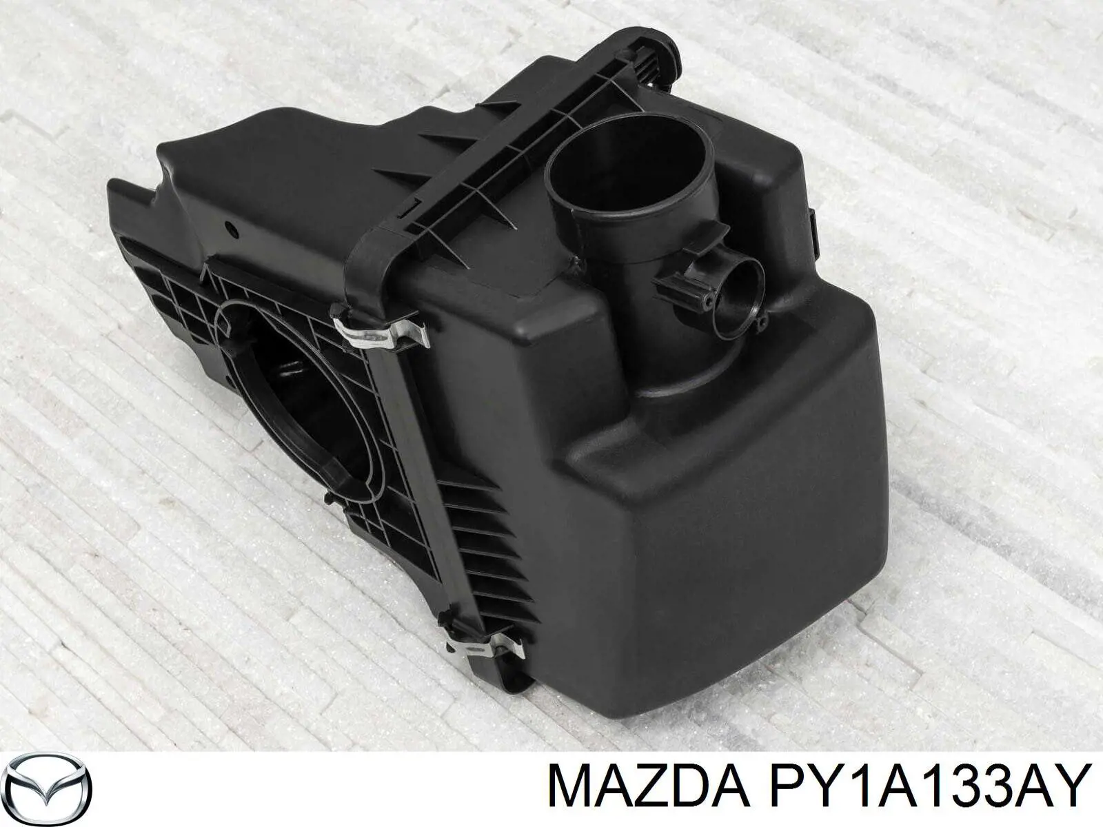 PY1A133AY Mazda casco de filtro de aire, parte inferior