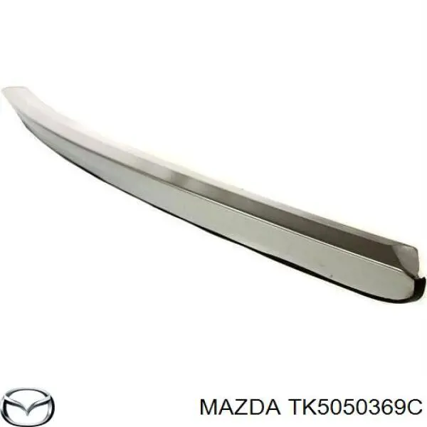 TK5050369C Mazda moldura de parachoques trasero