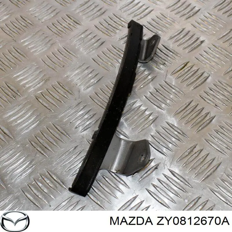 ZY0812670 Mazda zapata cadena de distribuicion